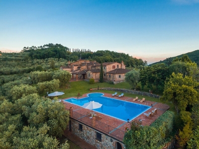 Villa di 800 mq in vendita - Monsummano Terme