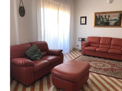 Affitto Appartamento Vacanze a Locri, Via Francesco Cilea 23