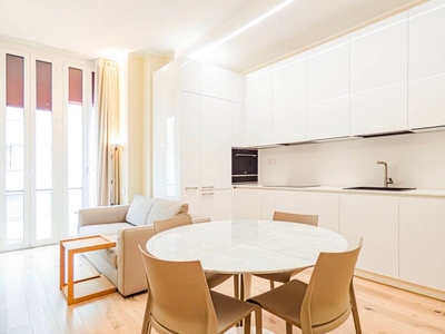 Appartamento di prestigio in affitto Via Giosuè Carducci, 34, Milano, Lombardia