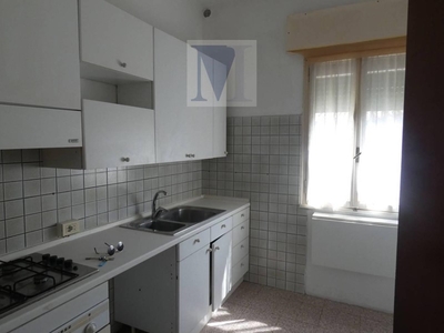 Appartamento in Affitto a Padova, 1'000€, 140 m²