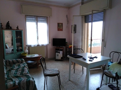 Appartamento in Vendita a Ragusa, 70'000€, 120 m², arredato