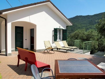 Casa a Rossi con terrazza e barbecue + vista panoramica