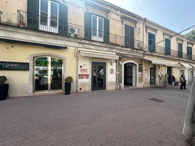 Corso Umberto I 8H MODICA BASSA bilocale 230mq