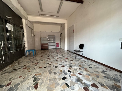 Negozio in Vendita a Napoli, 80'000€, 30 m²