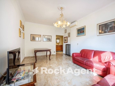 Prestigioso appartamento di 115 m² in vendita Circonvallazione Gianicolense, 294, Roma, Lazio