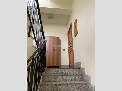Quadrilocale in Affitto a Reggio Calabria, 460€, 140 m², arredato