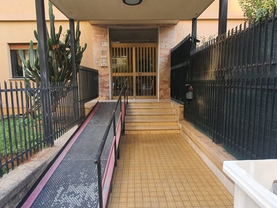 Quadrilocale in Vendita a Palermo, 299'000€, 135 m²