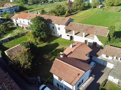 Spaziosa casa friulana da ristrutturare Cividale del Friuli