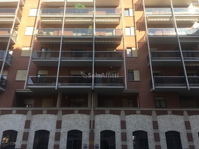Trilocale in Affitto a Torino, zona Santa Rita, 950€, 90 m², arredato