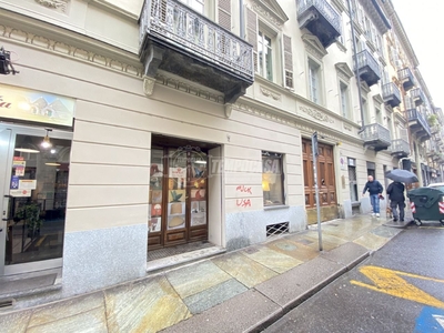 Vendita Negozio Via San Massimo, 47, Torino