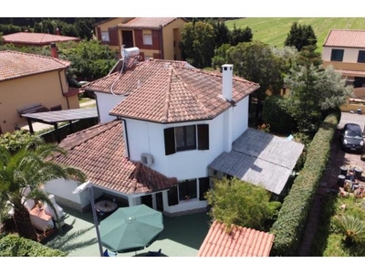 Villa in vendita a Capoterra, Frazione Rio San Gerolamo, Località Petite Residence 38