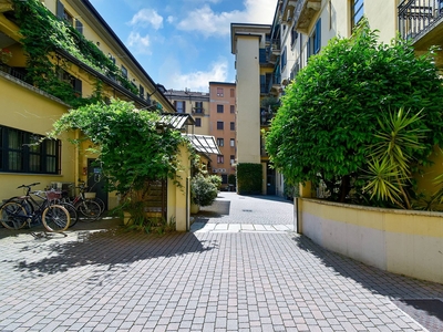 Bilocale con terrazzo, Milano porta venezia