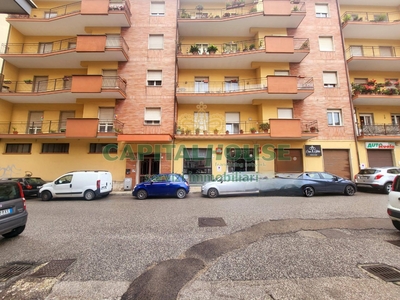 Quadrilocale in vendita, Avellino centro