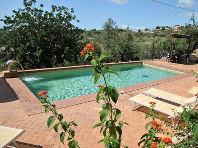Villa bifamiliare Panorama per 6 persone, con piscina