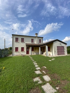 Villa in vendita a Adria Rovigo