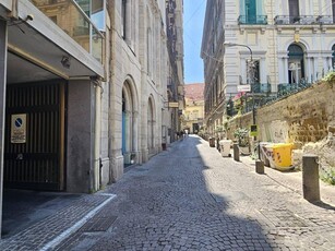 Appartamento in affitto a Napoli