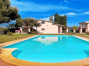 Casa a Spello con piscina recintata