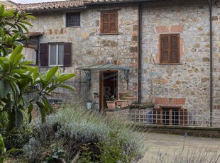 Casa indipendente in vendita a Canale Monterano