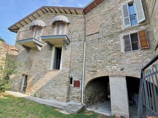 Casa indipendente in vendita a Perugia