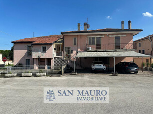 Immobile Commerciale in vendita a Zugliano - Zona: Zugliano - Centro