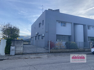 Laboratorio in vendita a Vicenza - Zona: Santa Croce Bigolina
