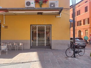 Negozio / Locale in affitto a Bologna - Zona: 1 . Centro Storico