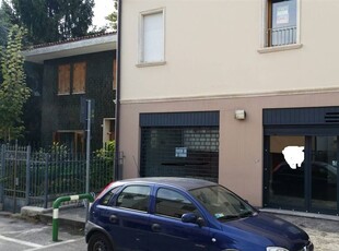 Negozio / Locale in vendita a Padova - Zona: 2 . Nord (Arcella, S.Carlo, Pontevigodarzere)