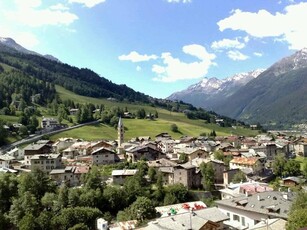 Palazzina commerciale in vendita a Bormio