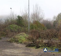 Terreno edificabile in Vendita a Pontedera