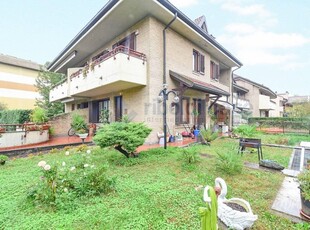 Villa a schiera in vendita a Desio