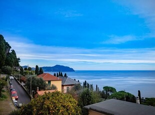 Villa a schiera in vendita a Genova