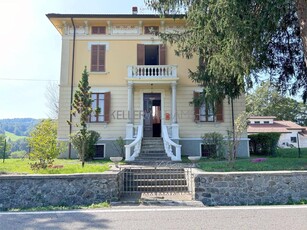 Villa in vendita a Albareto