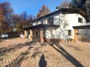 Villa in vendita a Brione