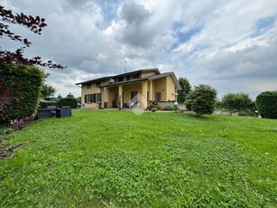 Villa in vendita a Casatenovo