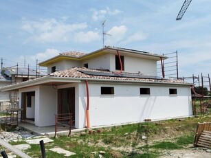 Villa in vendita a Castelvetro Di Modena