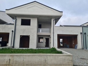 Villa in vendita a Cuneo
