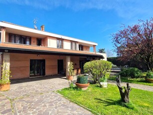 Villa in vendita a Granarolo Dell'Emilia