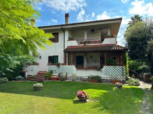 Villa in vendita a Guidonia Montecelio