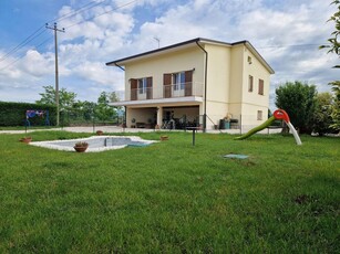 Villa in vendita a Montichiari