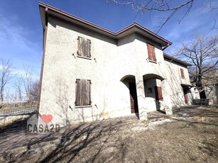 Villa unifamiliare, da ristrutturare, 450 m², Centro, Sarsina