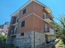 Appartamento in vendita a Castelfranci Avellino
