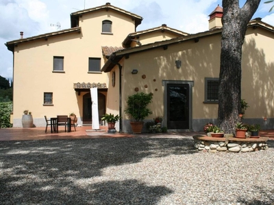 Prestigiosa villa di 570 mq in vendita Via 25 Aprile, San Casciano in Val di Pesa, Toscana