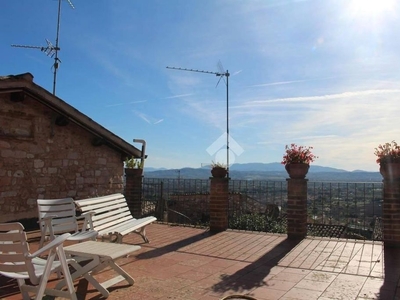 Prestigiosa villa di 360 mq in vendita Via Torre Belvedere, Spello, Umbria