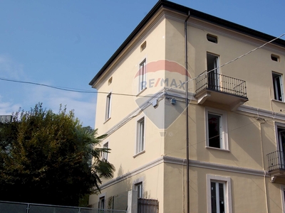 Vendita Appartamento v.le San Pedrino, Varese