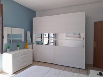 Appartamento a Oristano, 5 locali, 4 bagni, arredato, 120 m²
