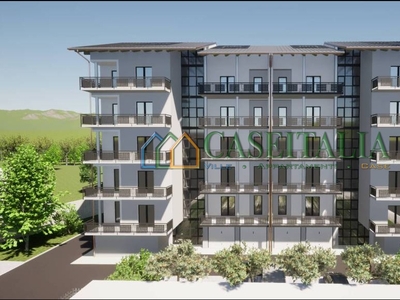 Appartamento in Via cascinette 13, Ivrea, 5 locali, 140 m² in vendita