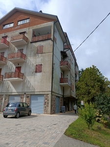 Appartamento in Via Casoni, Rocchetta di Vara, 55 locali, 78 m²