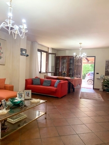 Appartamento in Via Cruillas 66/B, Palermo, 6 locali, 2 bagni, 210 m²