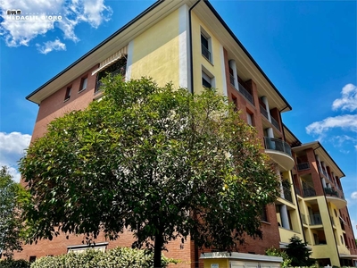 Appartamento in Via Cuboni, Modena, 5 locali, 2 bagni, garage, 169 m²