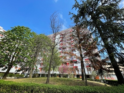 Appartamento in Via germonio 19, Grugliasco, 5 locali, 1 bagno, 120 m²